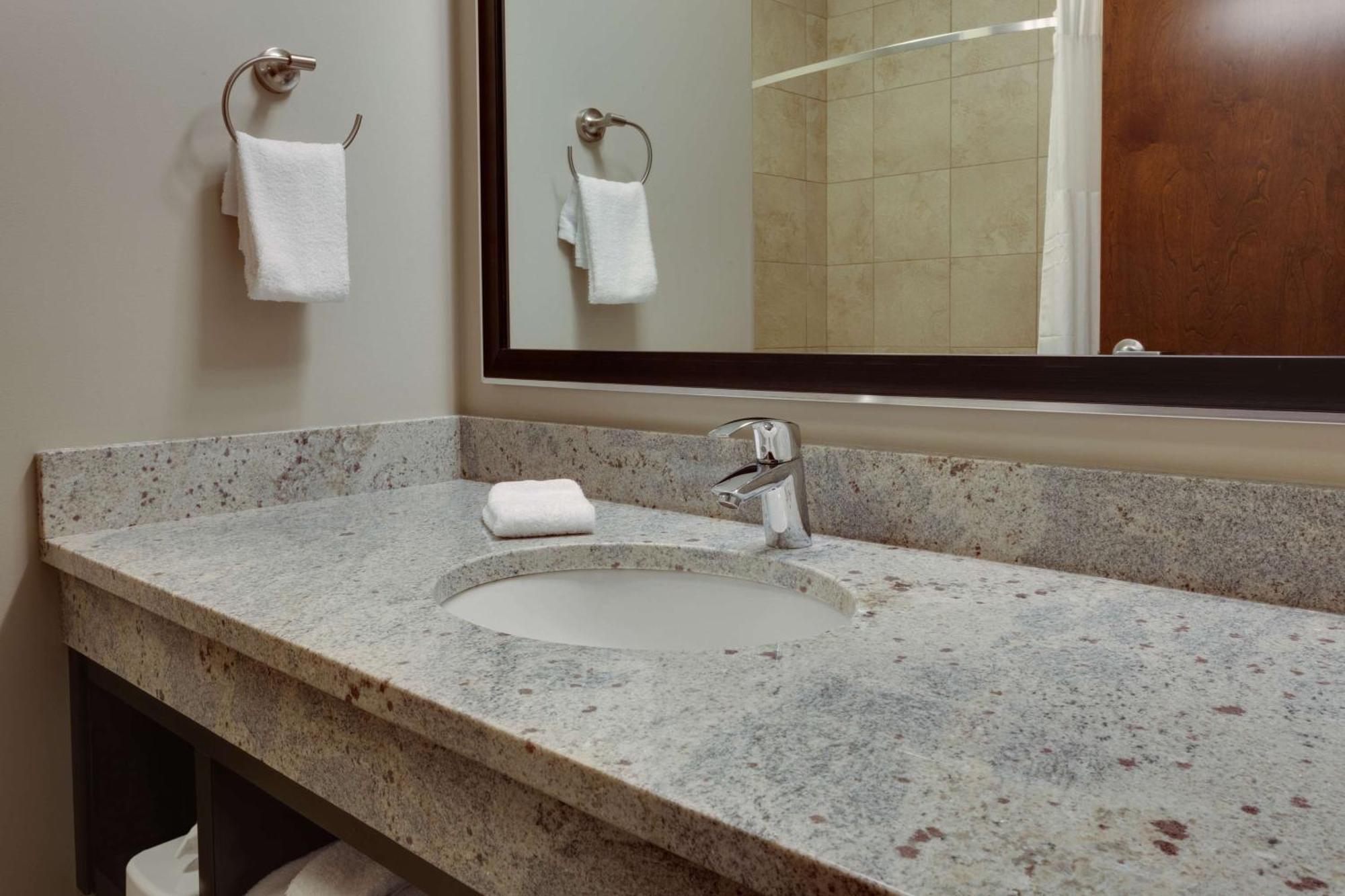 Drury Inn & Suites Pittsburgh Airport Settlers Ridge Εξωτερικό φωτογραφία